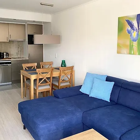 Iris In Mit Tiefgarage Und Panoramaaussicht Heviz
