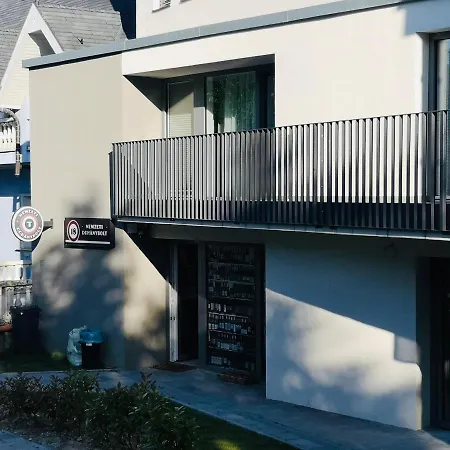 Iris In Mit Tiefgarage Und Panoramaaussicht